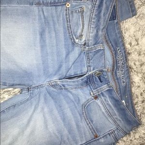 American eagle jeans size 4 light wash